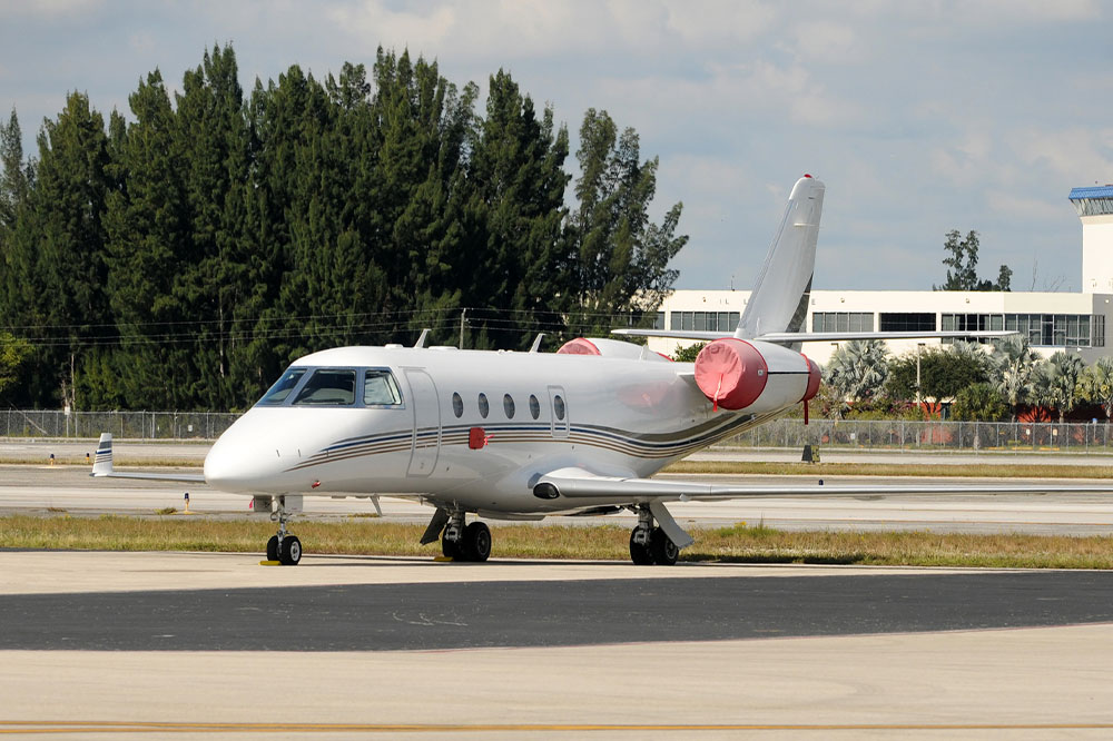 Top Reasons to Opt for Private Jet Rentals