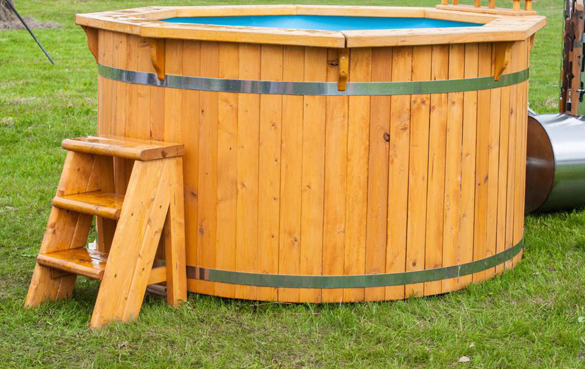 Here are six reasons to buy a hot tub cover