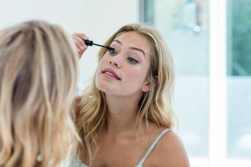 What to look for while buying a mascara