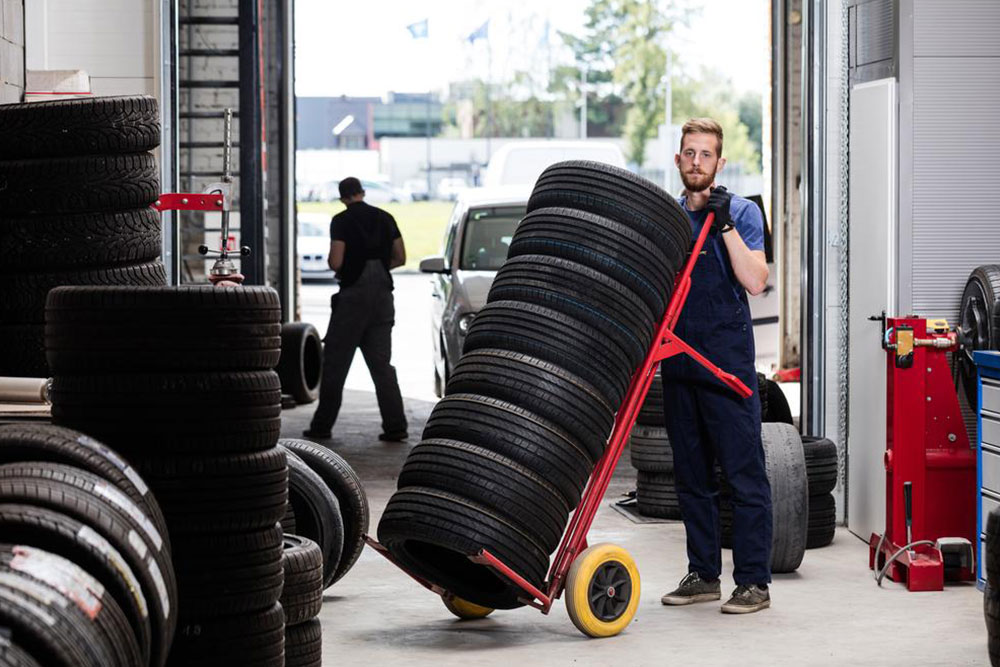 3 Places to find the best wheel and tire packages