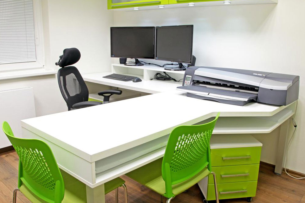 Selecting the perfect office furniture for a modern setup